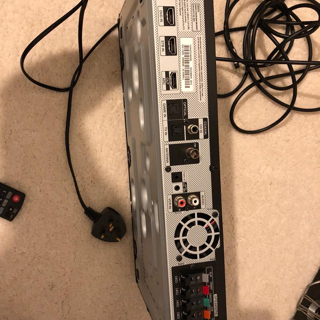 LG SR906SB 5.1Ch Surround Sound System in RH6 Banstead für £ 100,00 zum