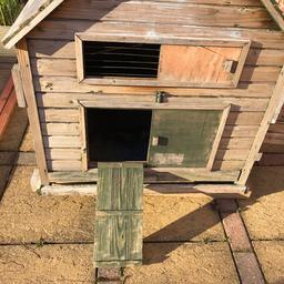 Small chicken coop for about 6 hens, needs a bit of attention and a paint but nothing major. Ideal for back garden. ALSO included in sale is starter water and feeders so all you will need is chickens and plenty of sawdust.
Buyer to collect but could deliver locally for an extra charge