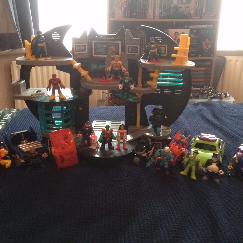 Imaginext DC heroes and villains in GU21 Woking für £ 50,00 zum Verkauf ...