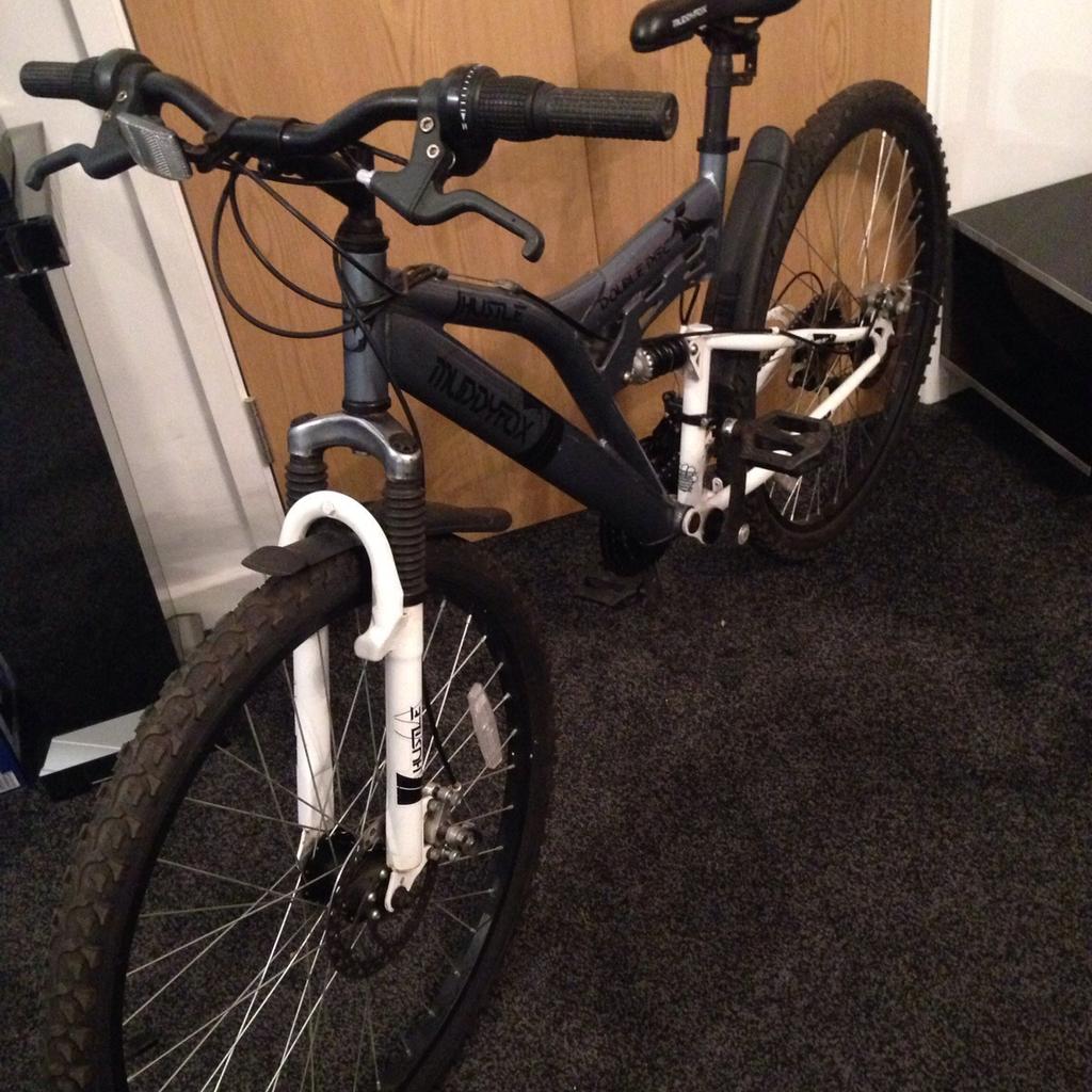 Muddyfox Hustle mountain bike in SM5 Sutton for 100.00 for sale