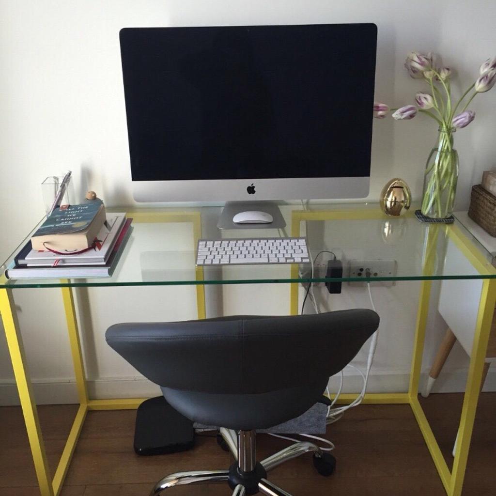 Habitat NIC Trestle Glass Desk in N7 Islington fur 90 00 zum Verkauf Shpock DE