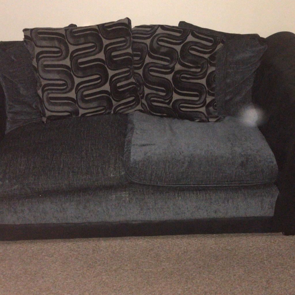 3&2 seater fabric sofas in OL6 Tameside für £ 75,00 zum Verkauf Shpock AT