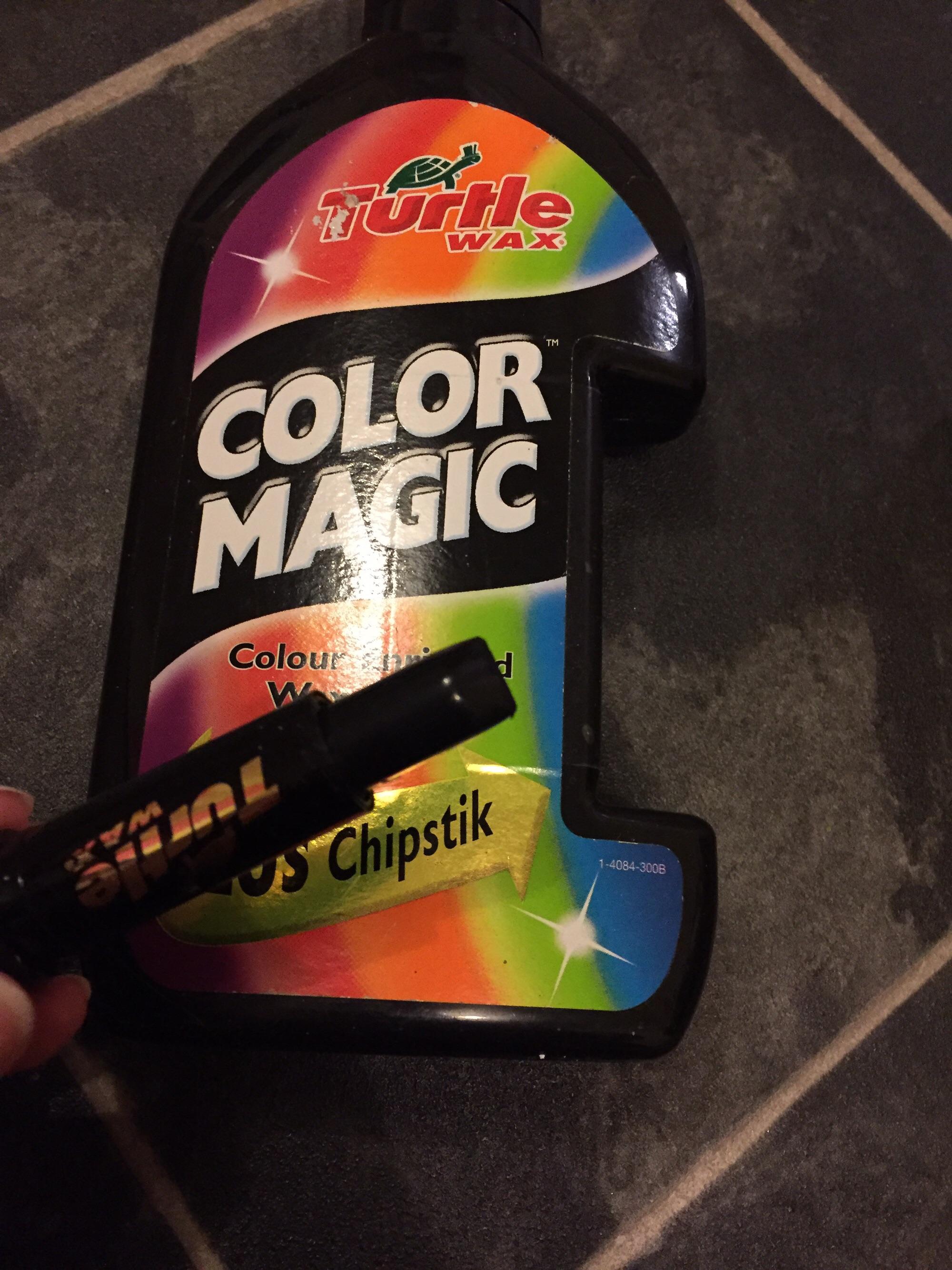 Turtle wax colour magic (black) + chip stick in Sunderland für £ 3,00