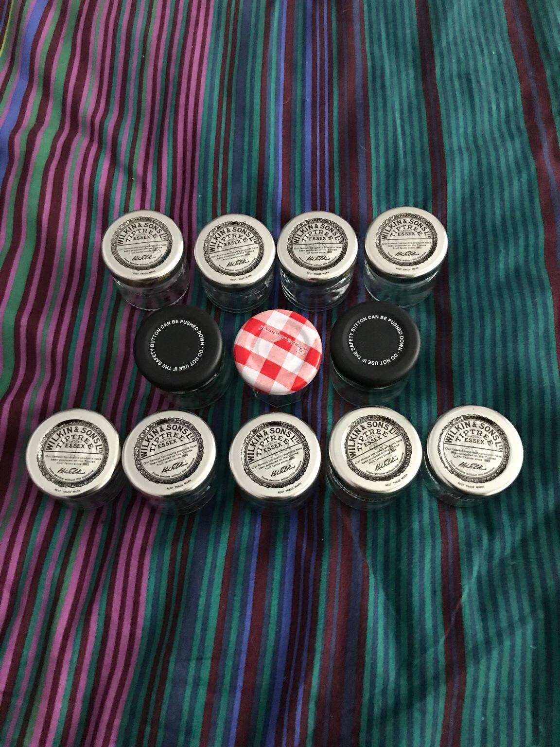 12 Empty Mini Jam Jars in Yr Wyddgrug for £4.00 for sale Shpock