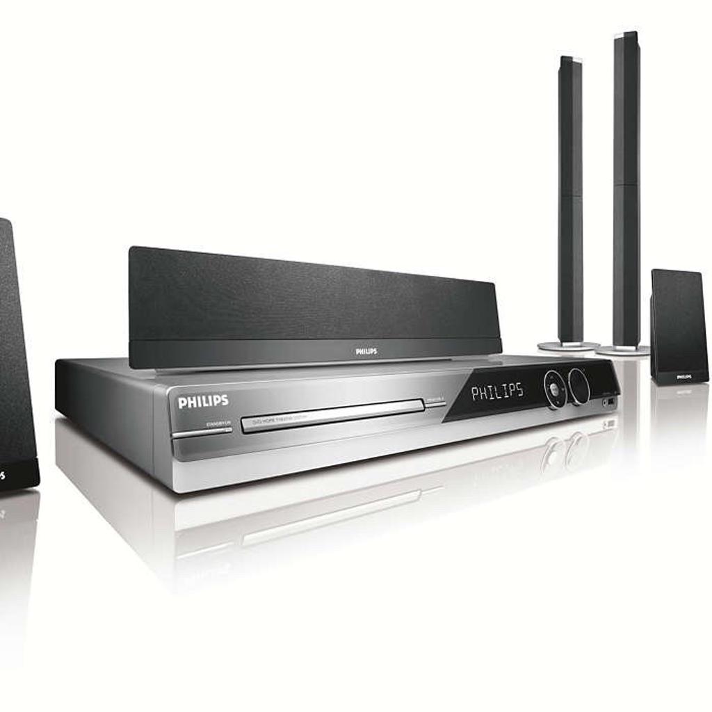 Philips HTS3357 5.1 Cinema Surround Sound in TW3 Hounslow for £45.00