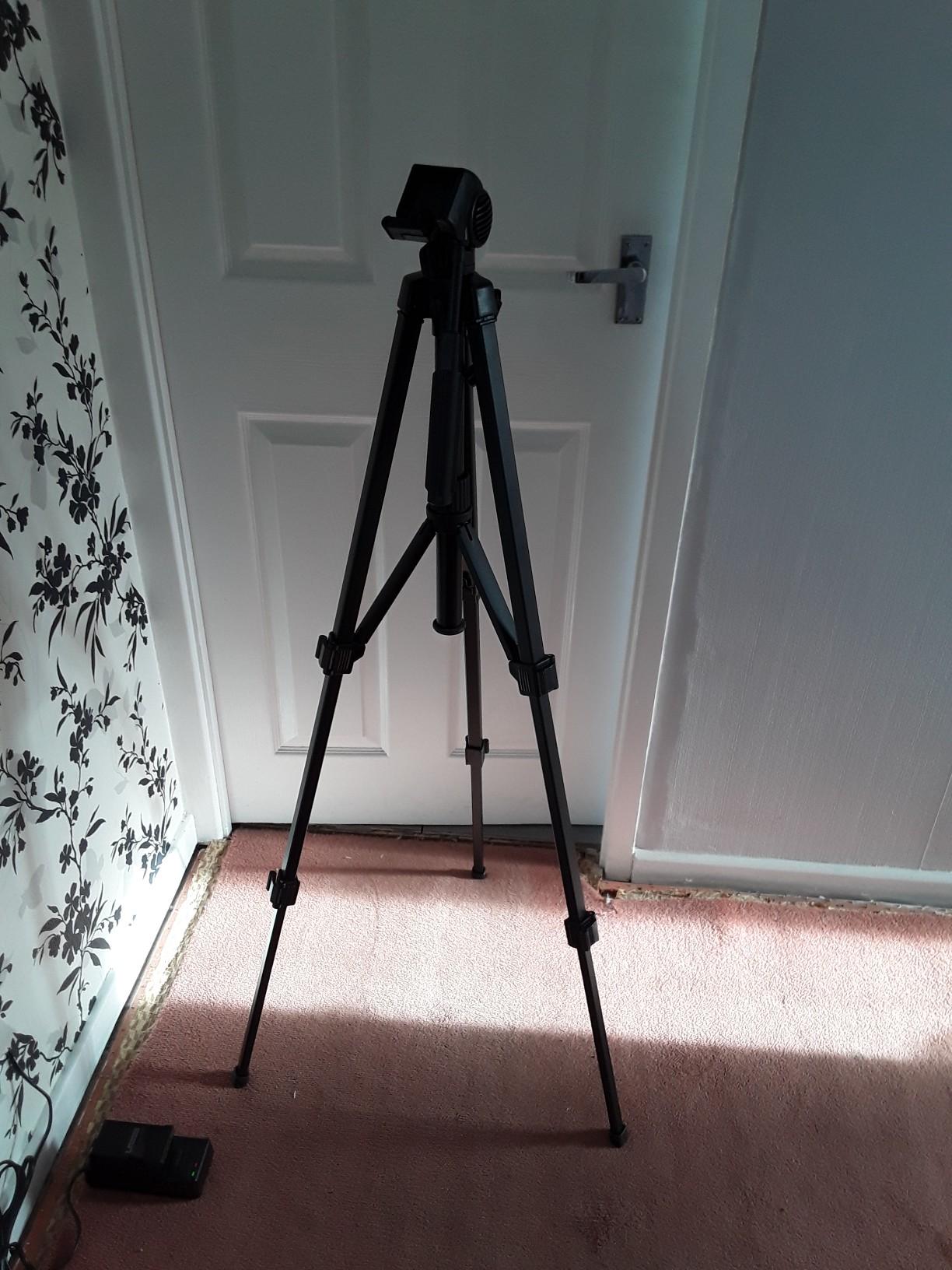 Miranda ProVideo 1 Tripod in B65 Sandwell for £15.00 for sale Shpock