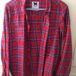 Size Medium (Size 12)
Gilly Hicks tailored shirt
Designer from Sydney

Immaculate condition
From smoke free and pet free household

Collection from Southsea please