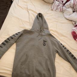 Its a large hoody ive used 2/3 times. Paid 110 for it
