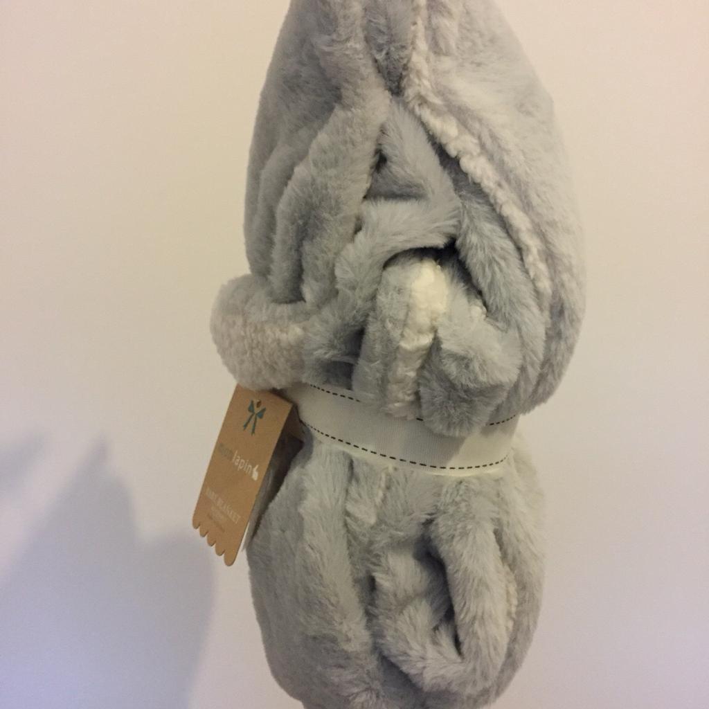 Mon Lapin Luxury Reversible Baby Blanket NEW in SE22 Southwark for £10.