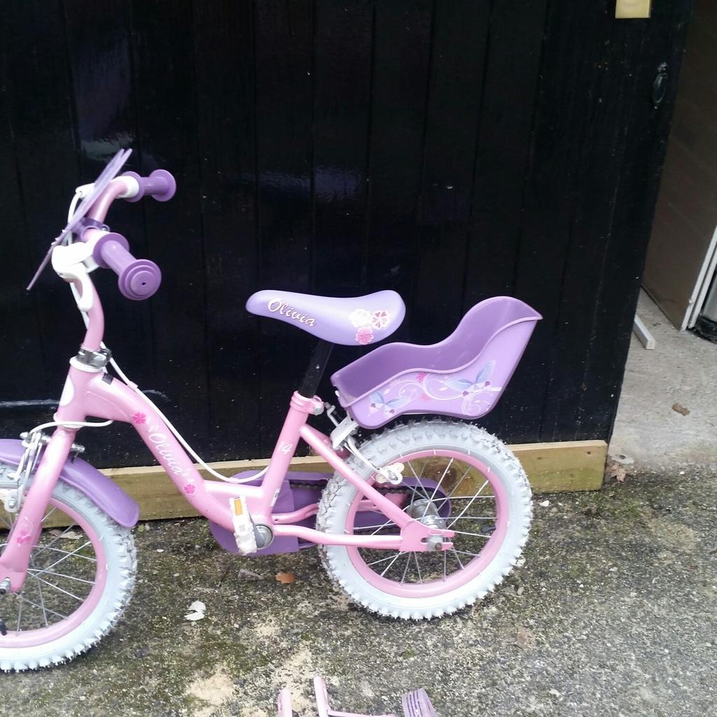 Smyths olivia hot sale bike