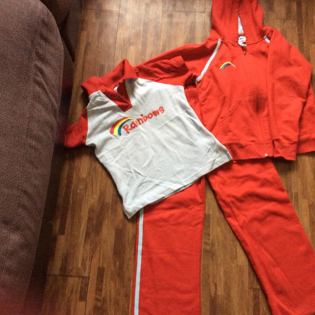 Rainbows uniform in SO19 Southampton for £10.00 for sale | Shpock