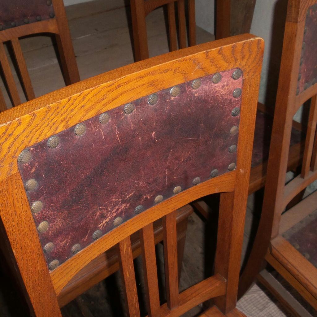 6 antike Stühle mit roter Ledersitzfläche in 67480 Edenkoben für € 120
