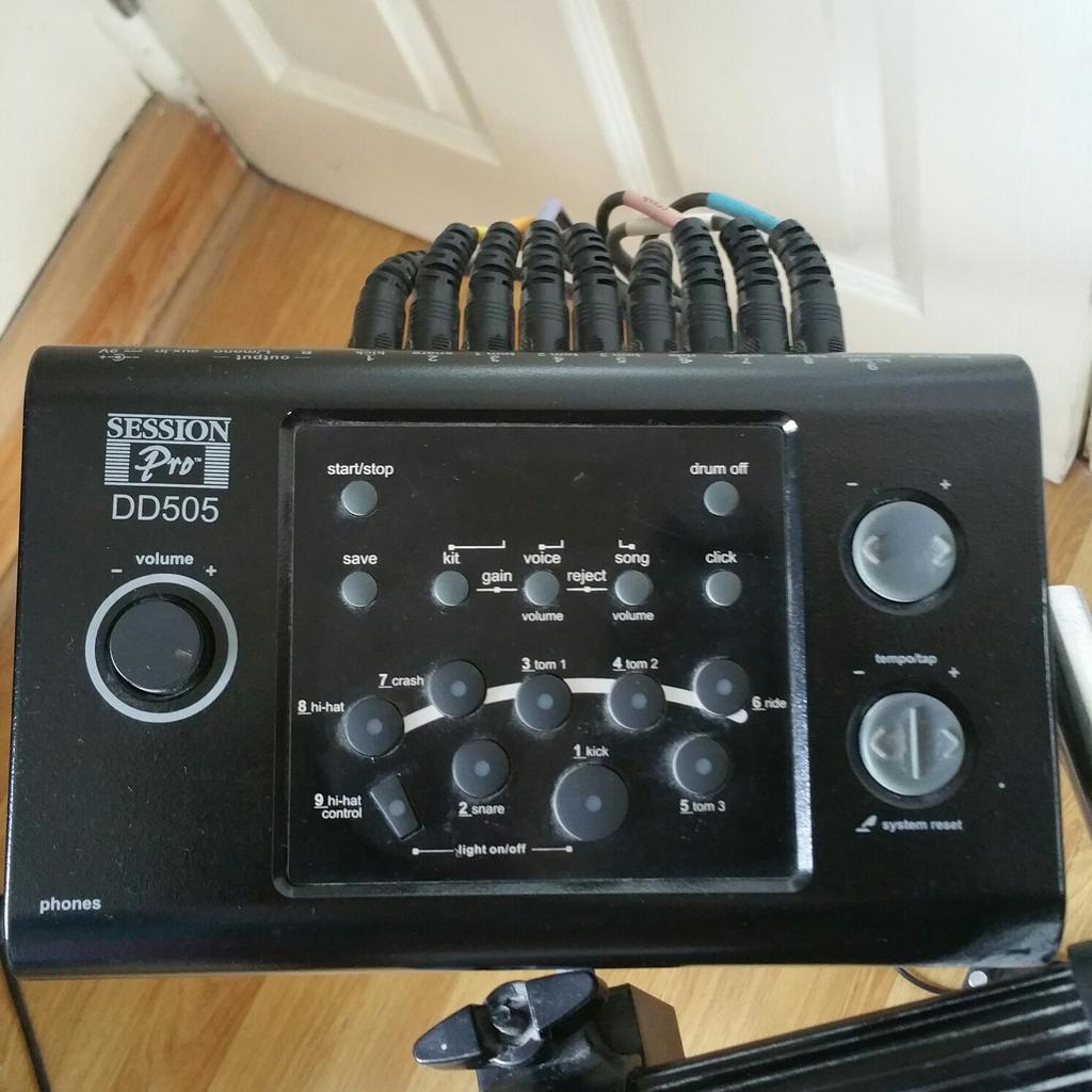 Session Pro DD505 Electronic Drum Kit in HA9 Brent for £150.00 for sale