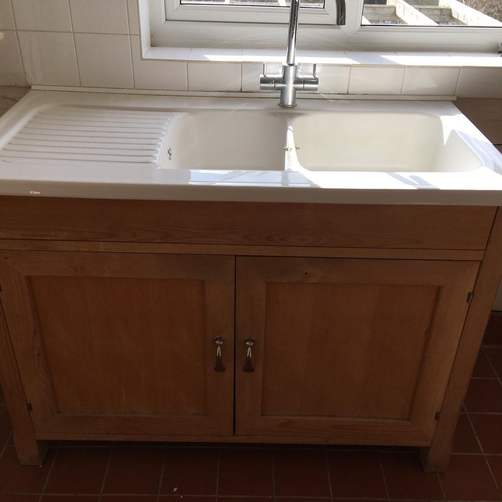 Ikea Varde freestanding ceramic sink unit in GL5 Stroud für 100,00 ...