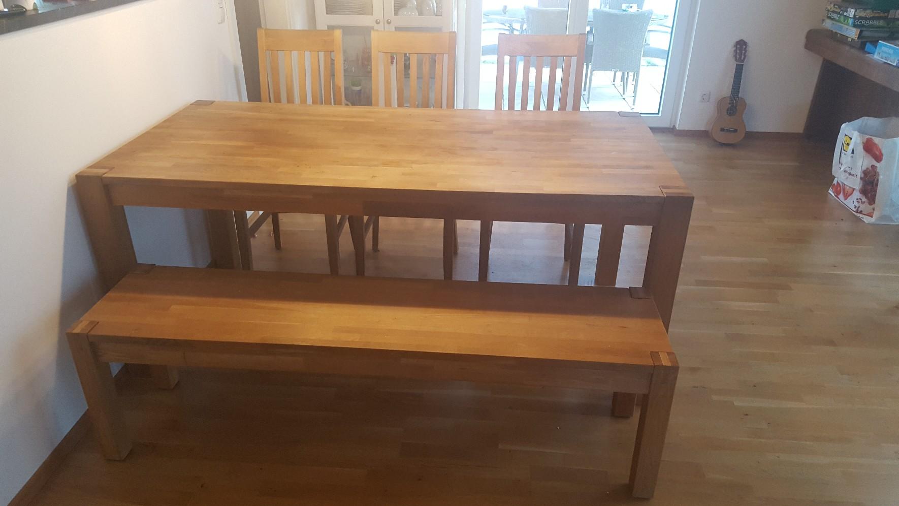 Esstisch mit Bank und Stühlen Eiche massiv in 83052 Bruckmühl für 399,00 € zum Verkauf Shpock DE