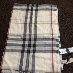 Brand new scarf with tags. Dad works for Burberry so this is a genuine product bought from the Burberry shop in Manchester. 
Reasonable offers only please.
Thanks