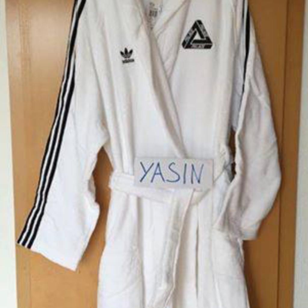 Adidas palace clearance bathrobe