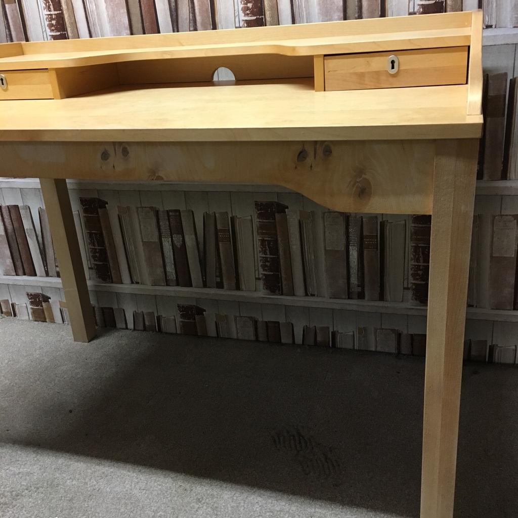 Ikea office desk / Table lockable drawer in South Staffordshire für 50