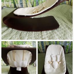 Bloom coco stylewood lounger bouncer rocker baby seat walnut and cream/cost of new £150