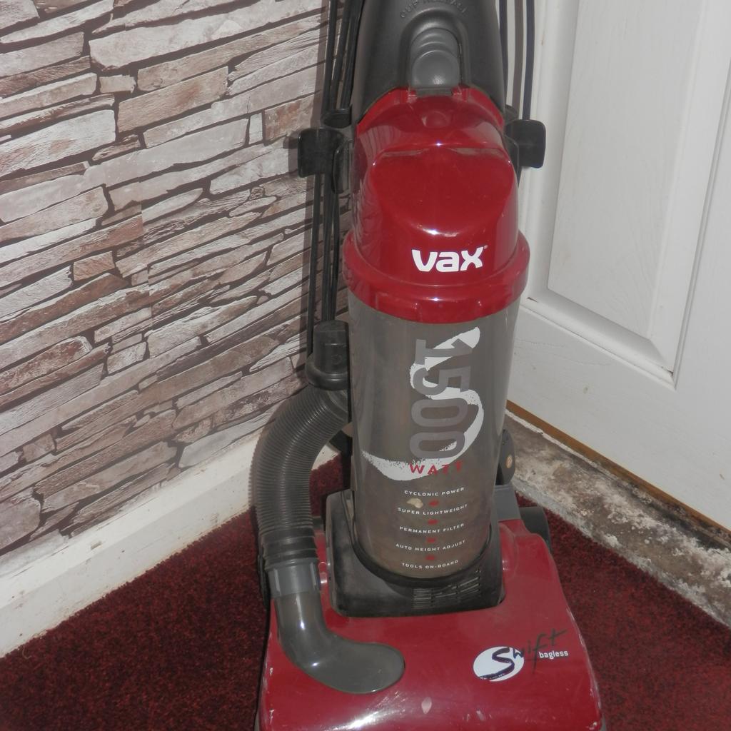 VAX SWIFT 1500 WATT HOOVER in NE37 Sunderland for £10.00 for sale Shpock