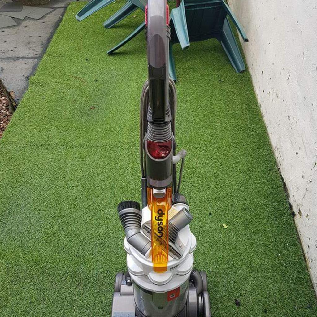 Dyson Hoover in WA1 Warrington für 50,00 £ zum Verkauf Shpock DE
