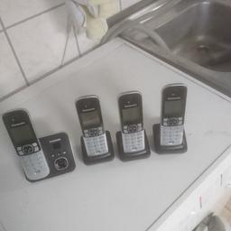 Panasonic schnurlos Telefon mit Anrufbeantworter und 4 mobilteilen