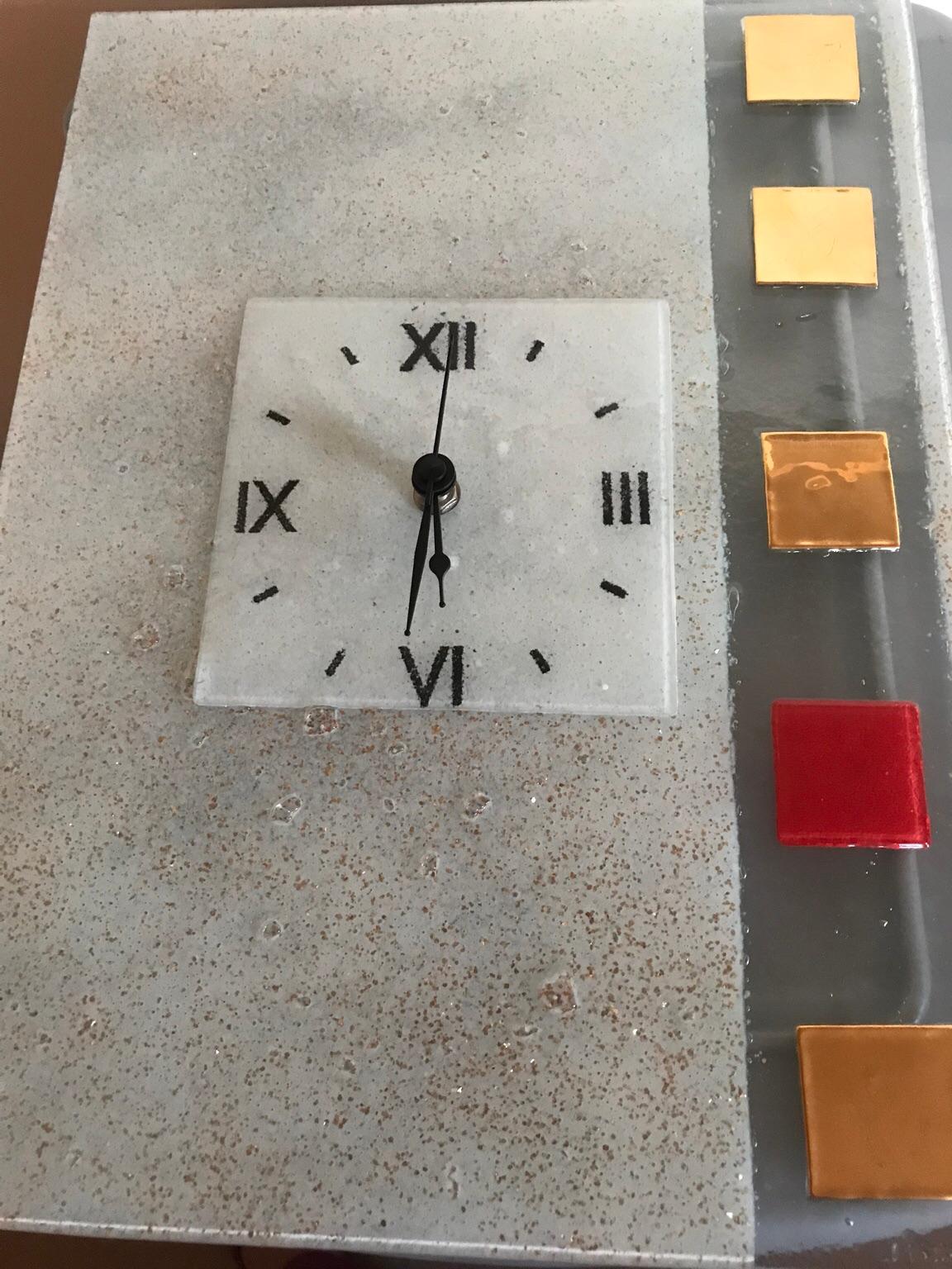 UNIQUE MURANO GLASS CLOCK in PR8 Sefton für 25,00 £ zum Verkauf | Shpock DE