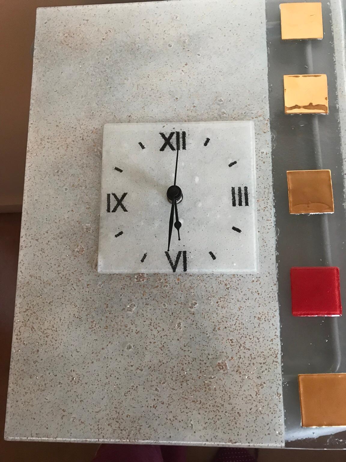 UNIQUE MURANO GLASS CLOCK in PR8 Sefton für 25,00 £ zum Verkauf | Shpock DE