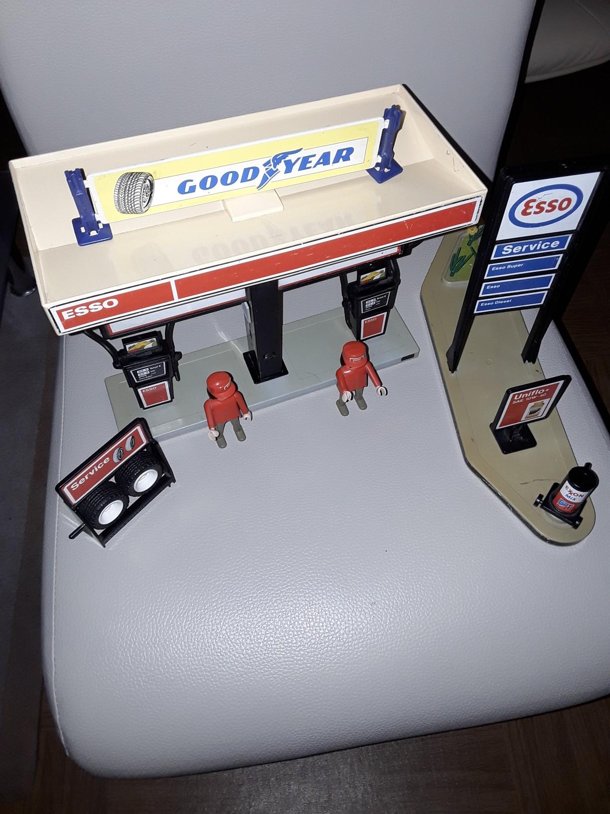 Playmobil Tankstelle mit Sportauto 3434 in 66386 St. Ingbert für 17,00