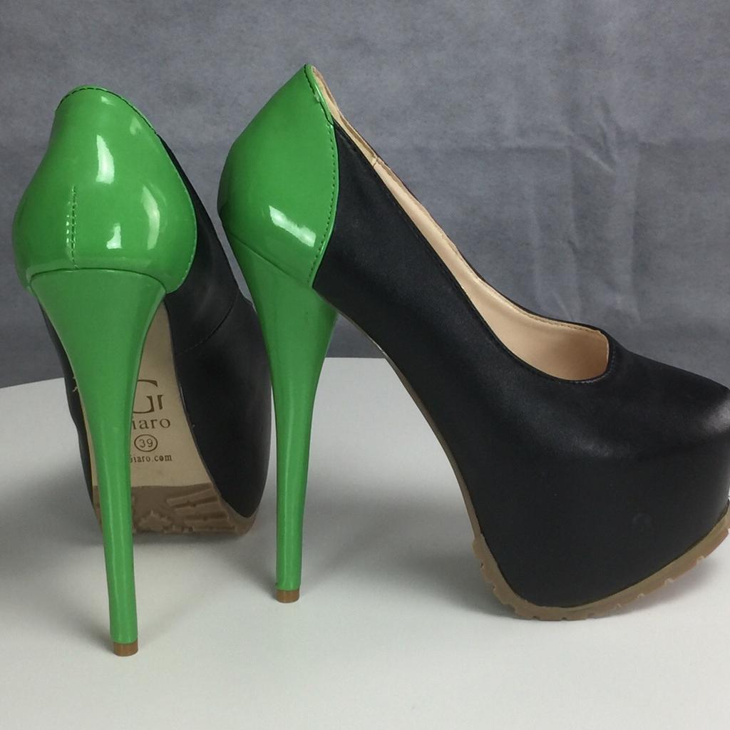 Mega plateau hot sale high heels