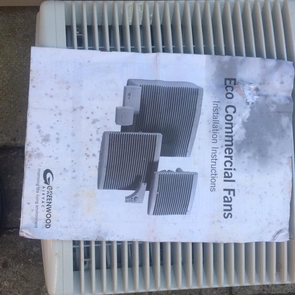 Greenwood Eco 10 inch extractor fan, with pir controller, new unused, buyer to collect