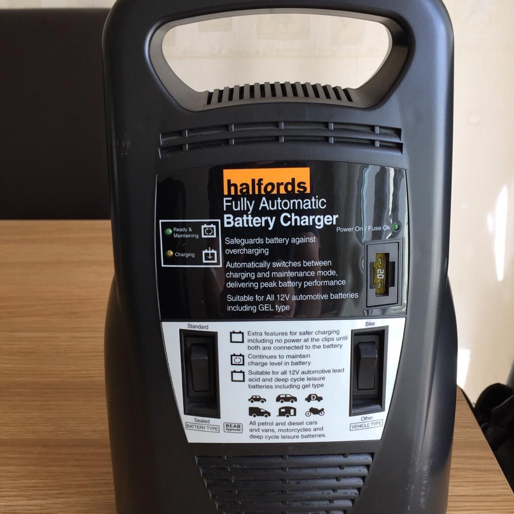 Halfords battery deals chargers