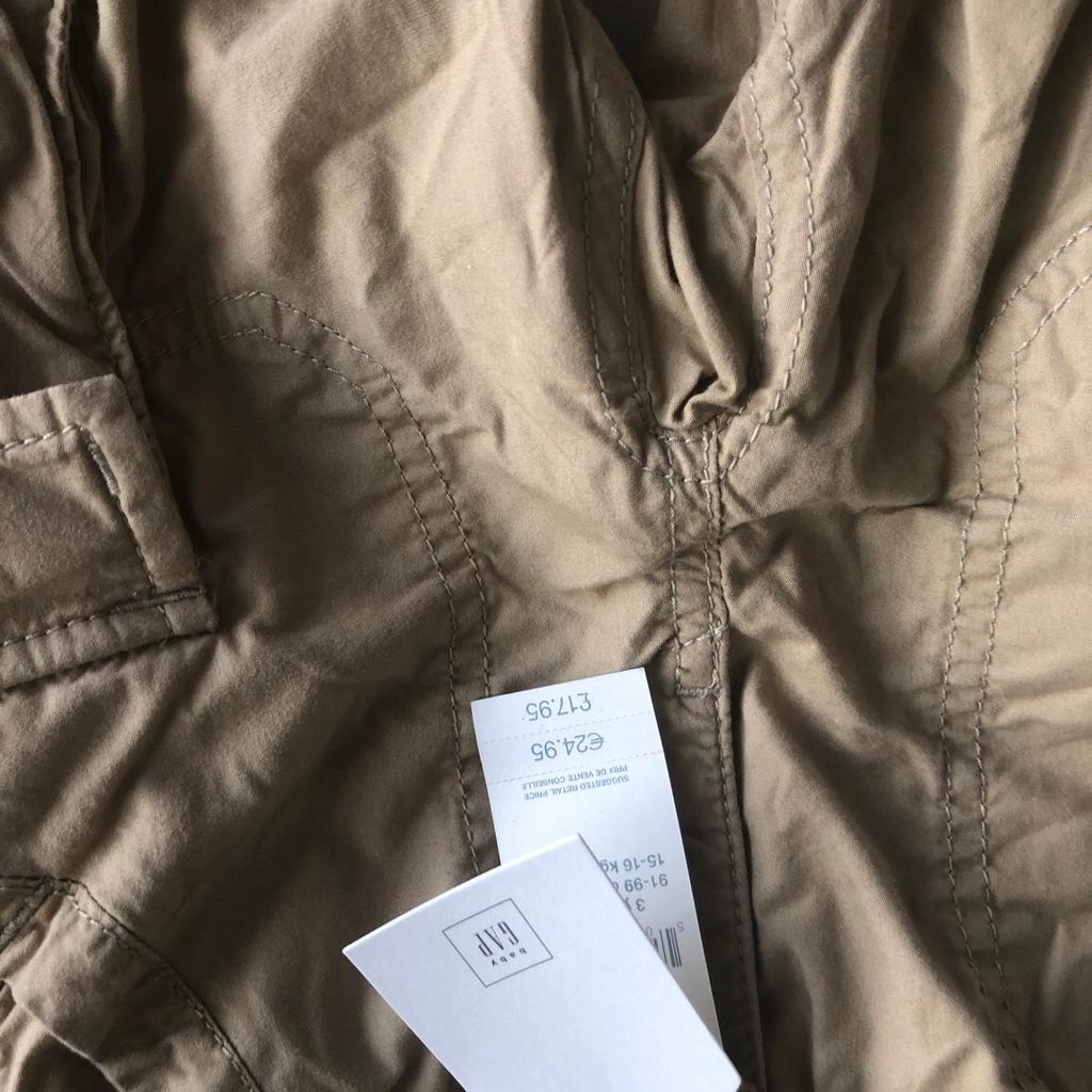 New gap 23 year old cargo trousers in SE12 London Borough of Lewisham