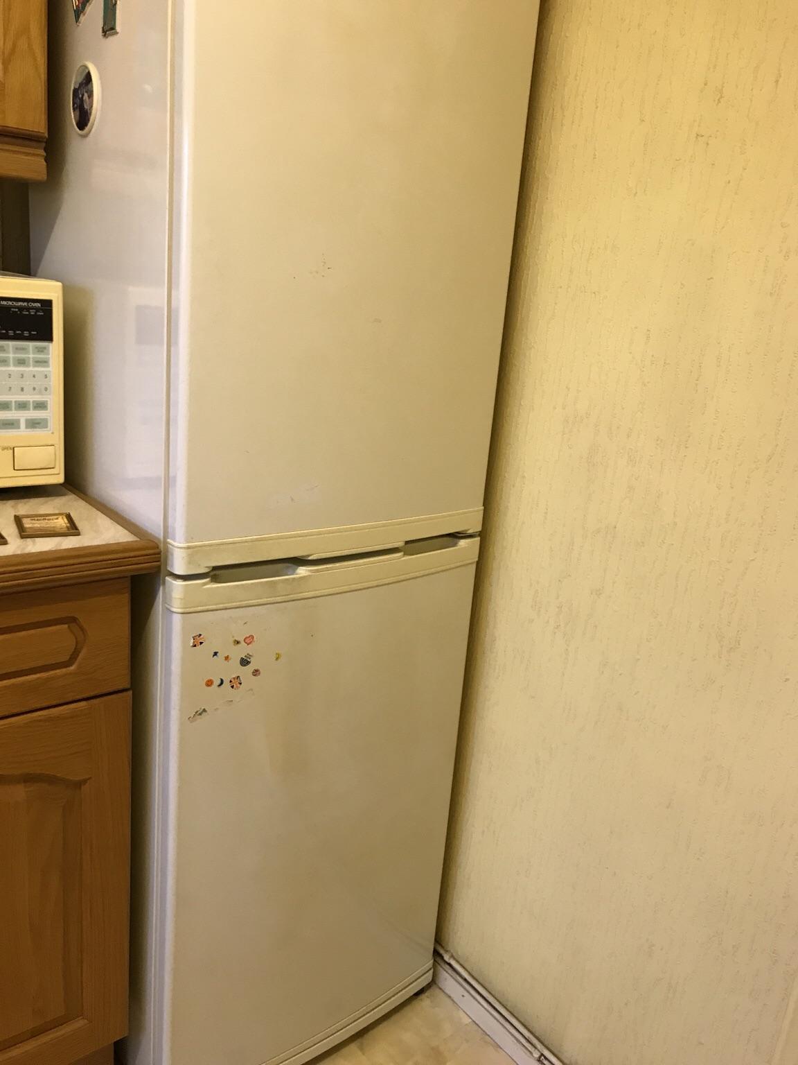 Fridge freezer / tall in CH63 Wirral für 20,00 £ zum Verkauf Shpock DE