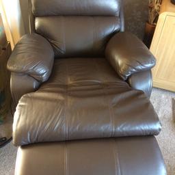 Incline/Recline Brown Leather Armchair

Incline to almost a standing position using remote

Hardly used, only selling due to house move