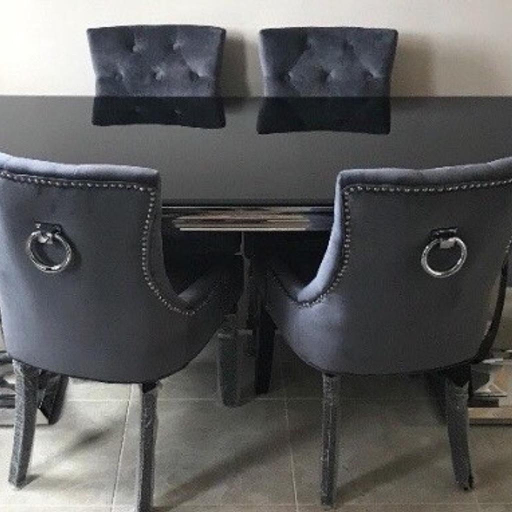 Marble Dining table and 4 knocking chairs in L11 Liverpool für 700,00