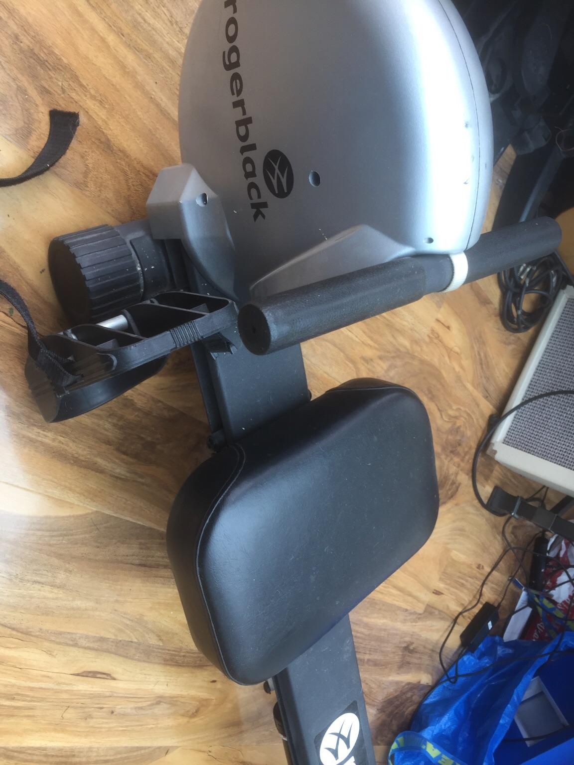 Roger black rowing machine in West Lancashire für 30,00 £ zum Verkauf ...