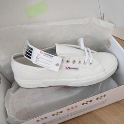 Size 6 UK
Brand new in box
White Leather Superga Trainers