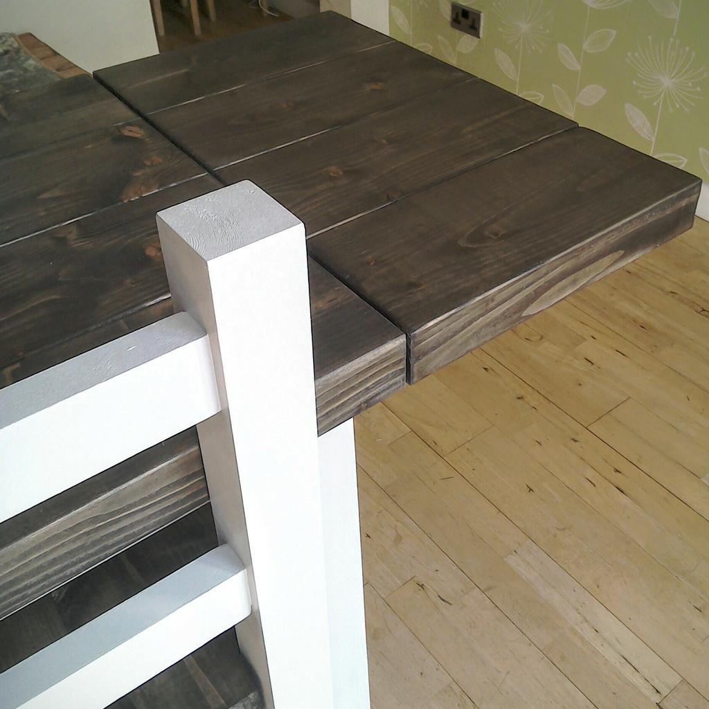 Rustic Shabby chic extending farmhouse table in Doncaster for £550.00