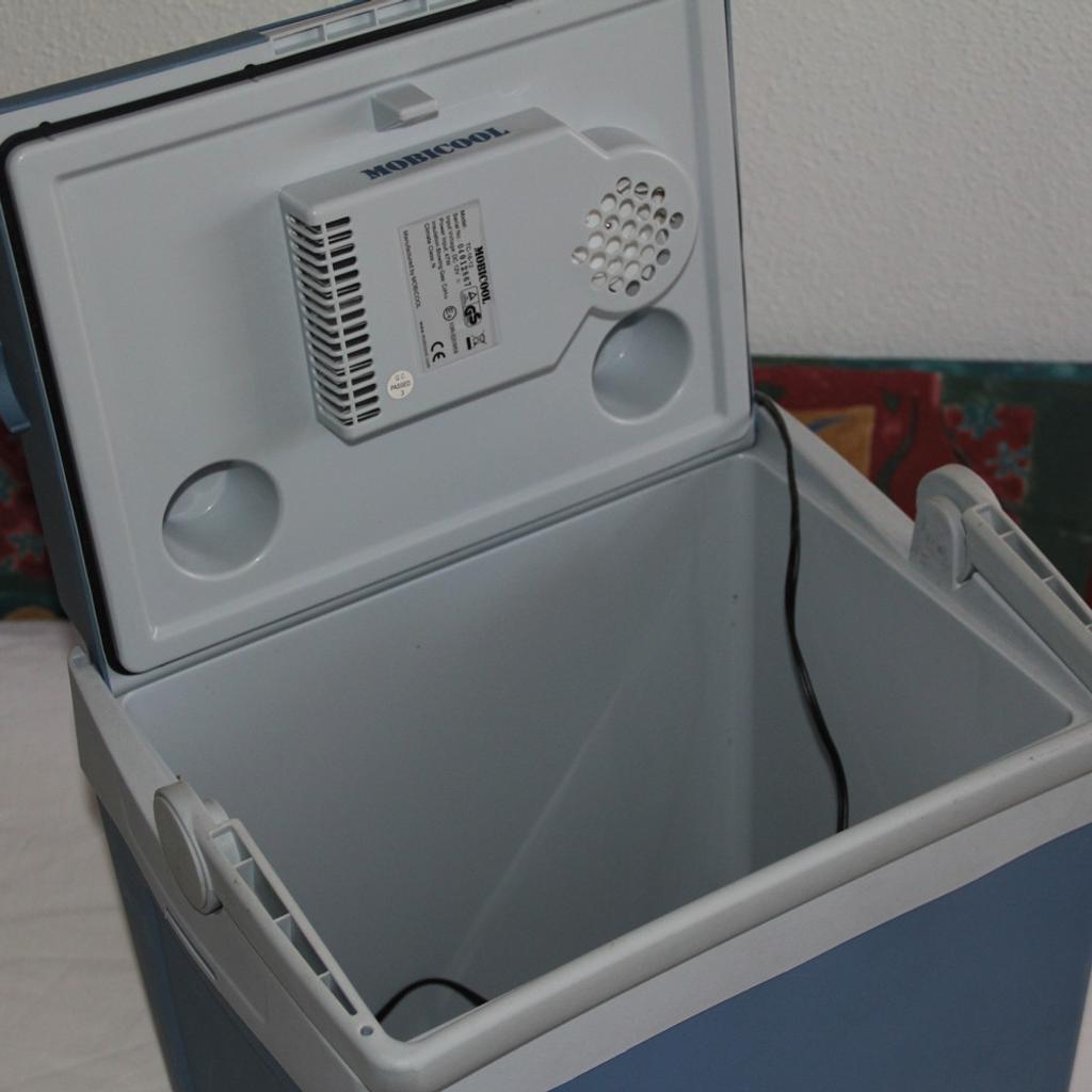 Kühlbox Mobicool TC16 12 V KFZ Anschluss A in 6020 Innsbruck für 25,00 € zum Verkauf Shpock DE