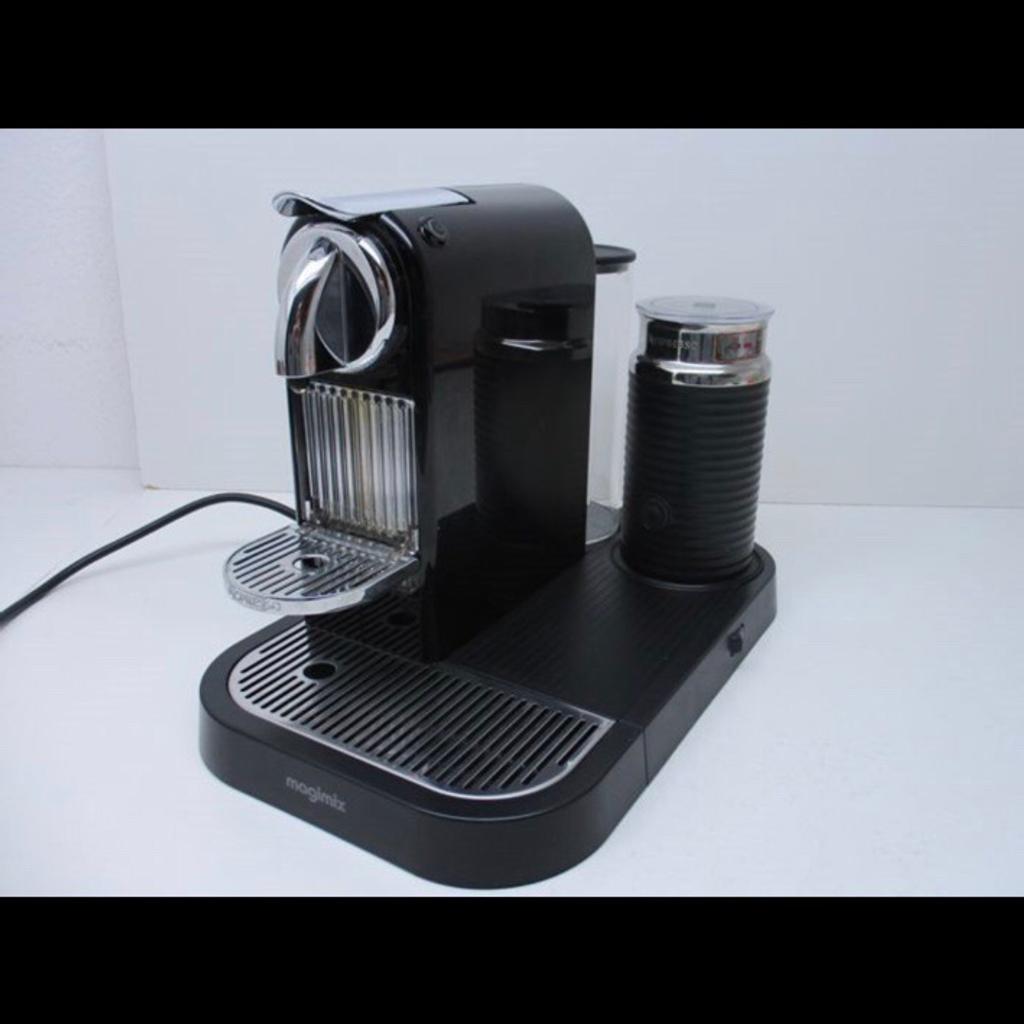 Nespresso citiz coffee machine and milk froth in SE13 Lewisham für 80