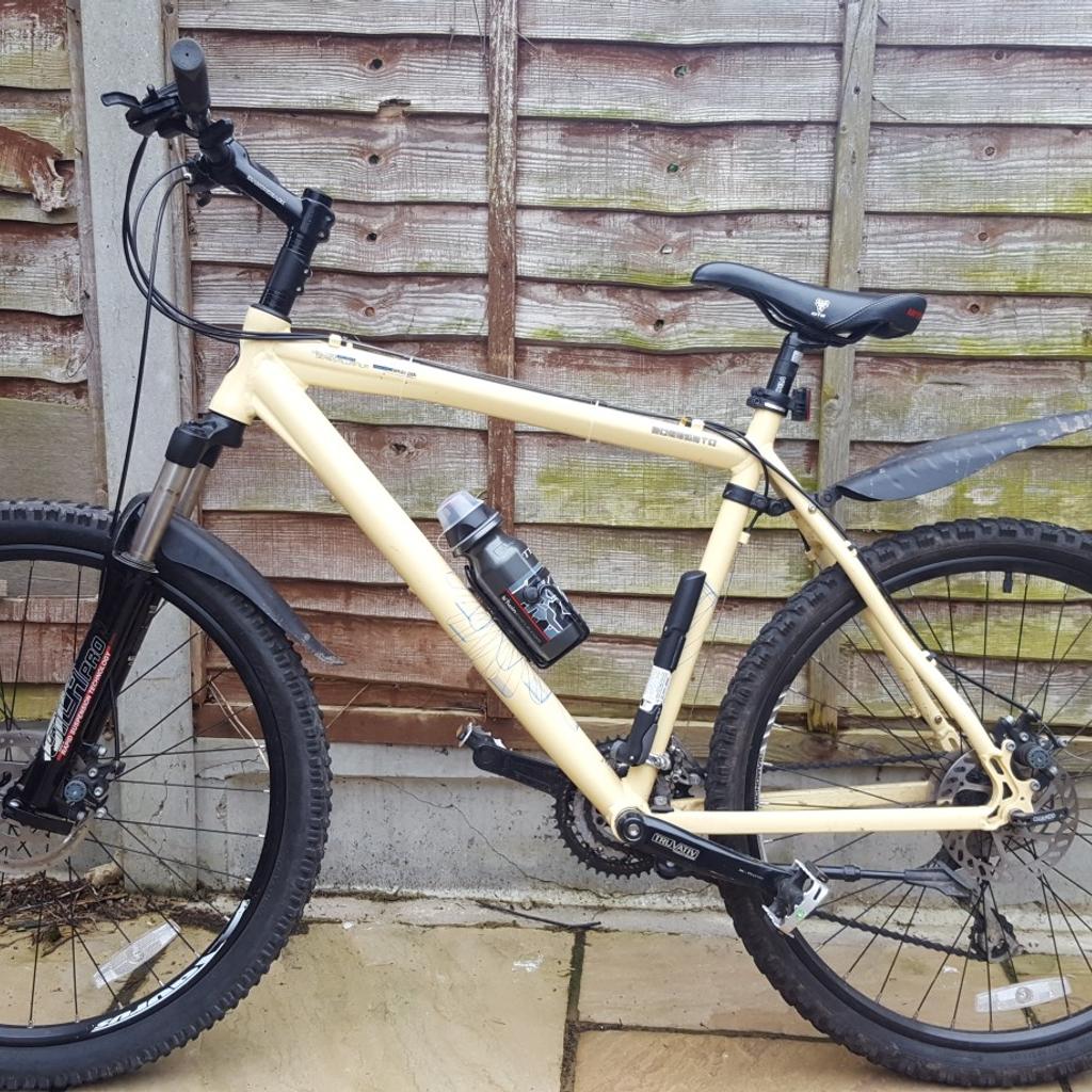 DiamondBack Sorrento 26