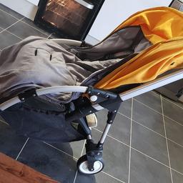 fantastic buggy 
just not needed anymore and shame to waste it 
comes with grey fleece McLaren cosy toes 
has a few sun faded spots on hood
all original parts
full working order