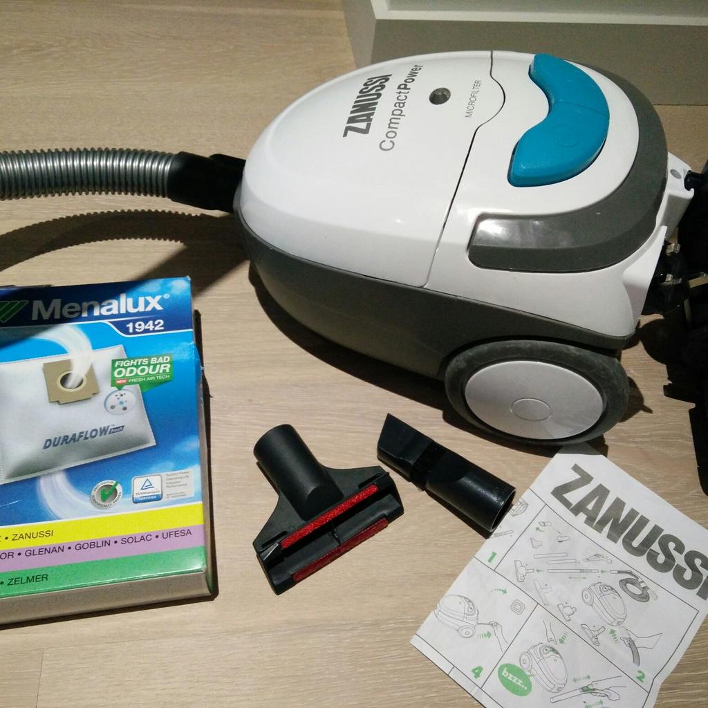 Zanussi Compact Power vacuum cleaner in E16 Newham for £30.00 for sale