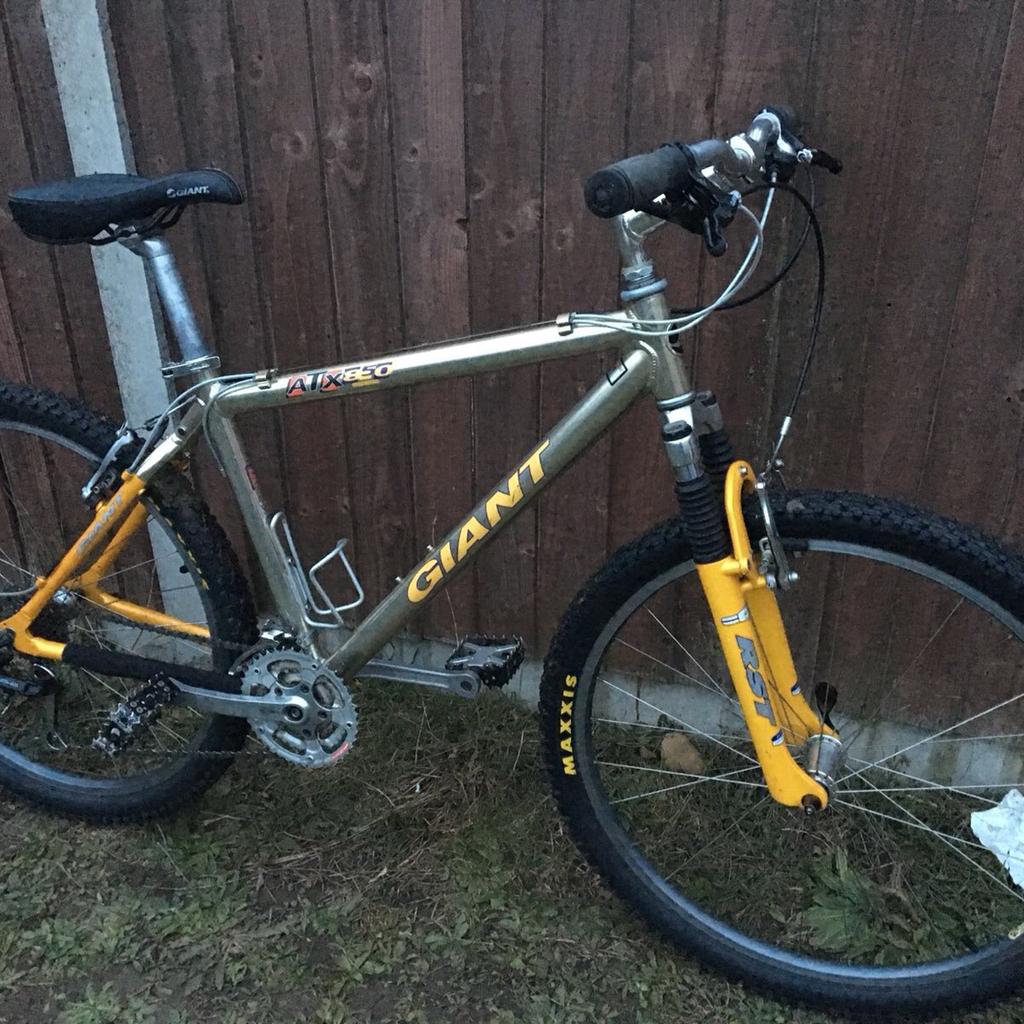 Giant atx best sale 850 mountain bike