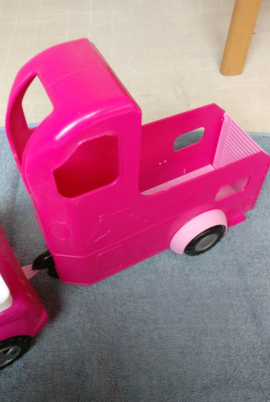 Barbie Auto mit Pferdeanhänger in 4614 Marchtrenk für € 7,00 zum