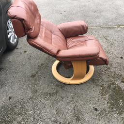 La-z-boy swivel and stool, reclines and swivels. Retails at £900, great condition, only used a few times.