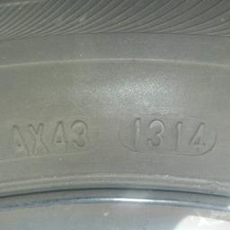 4 neuwertige Semperit Sommer Reifen 195/65 R15 auf Stahlfelgen.
