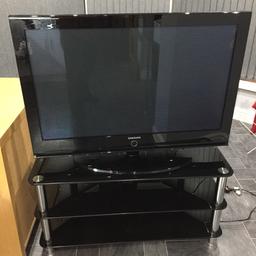 42” Plasma tv with black stand, in great condition.
Pick up only