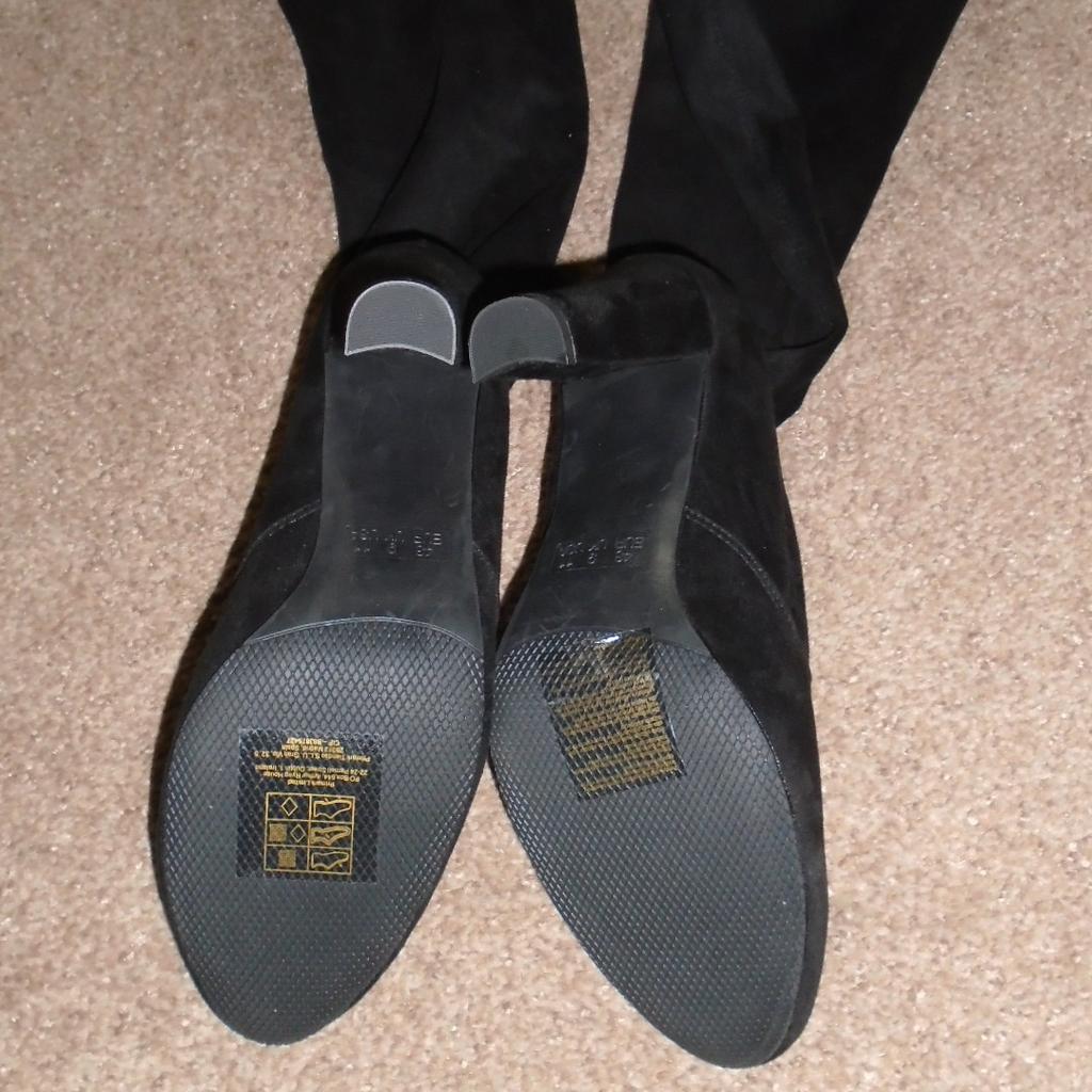 Ladies/Crossdresser Overknee Boots size 9 W in IP11 Felixstowe für £ 39